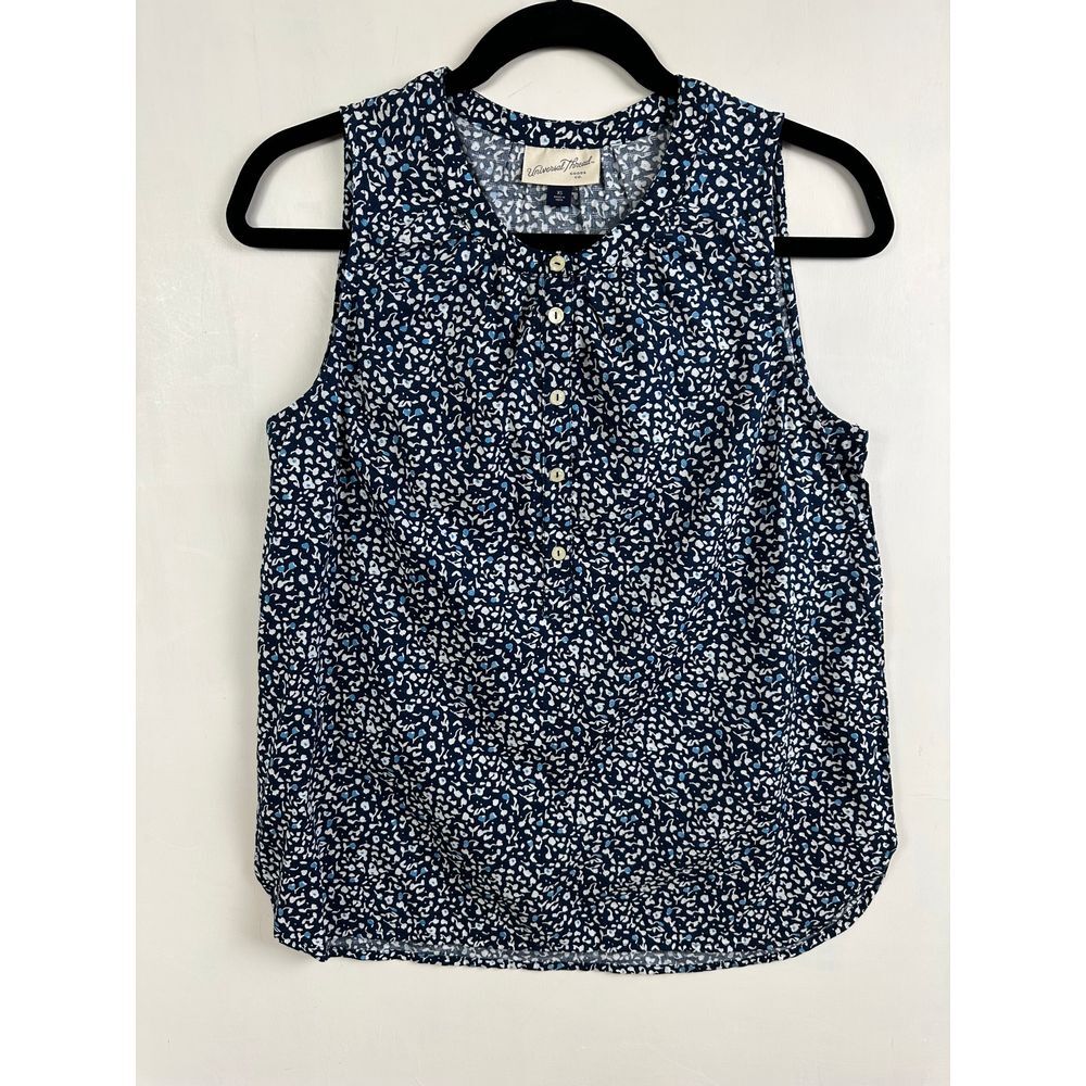 Universal‎ Thread Top Women's Extra Small Sleeveless Blouse
